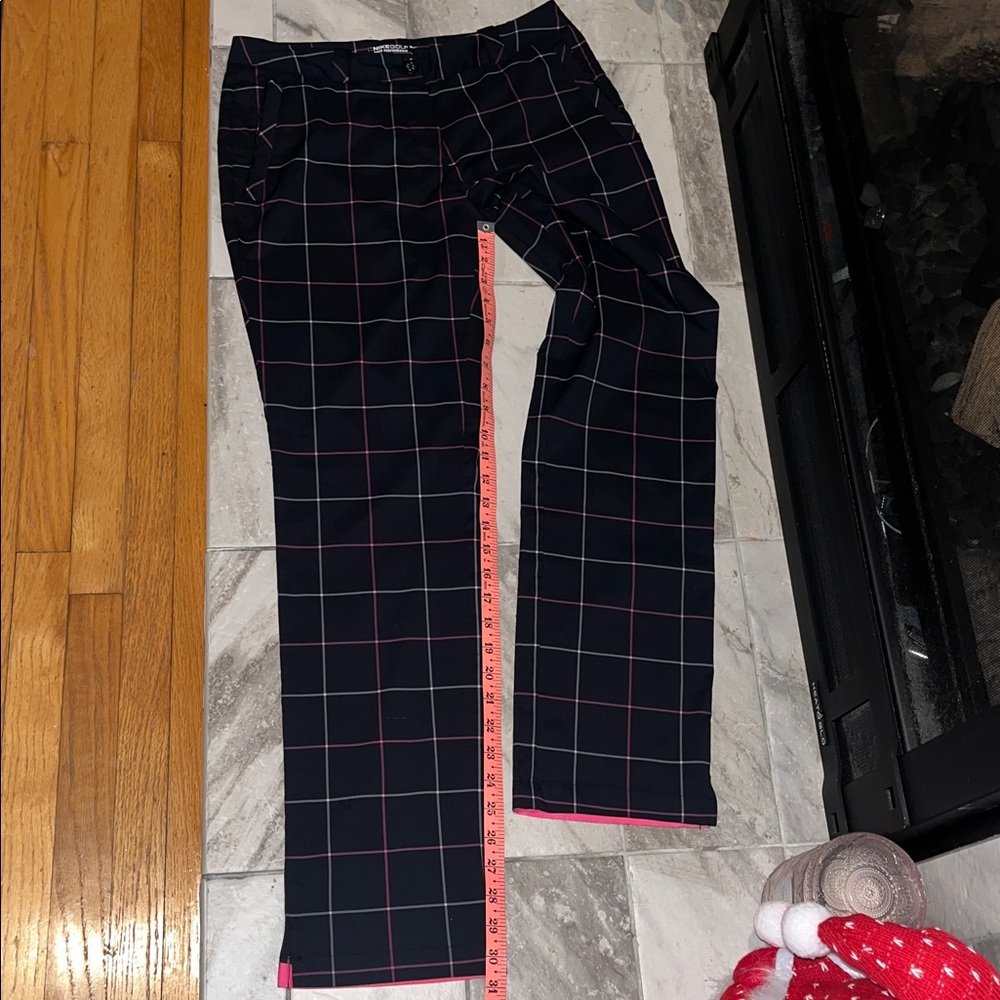 NikeGolf Dri-Fit Black and Pink Checkered Golf Pants - Picture 6 of 6